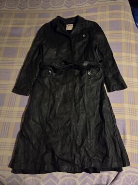 Vintage 70s New England Sportswear Full Length Black Leather Trench Coat Belt